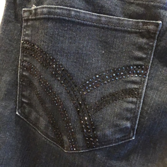 💕 NYDJ High waist stretch classic straight jeans, enhanced blue back pockets - Picture 4 of 9